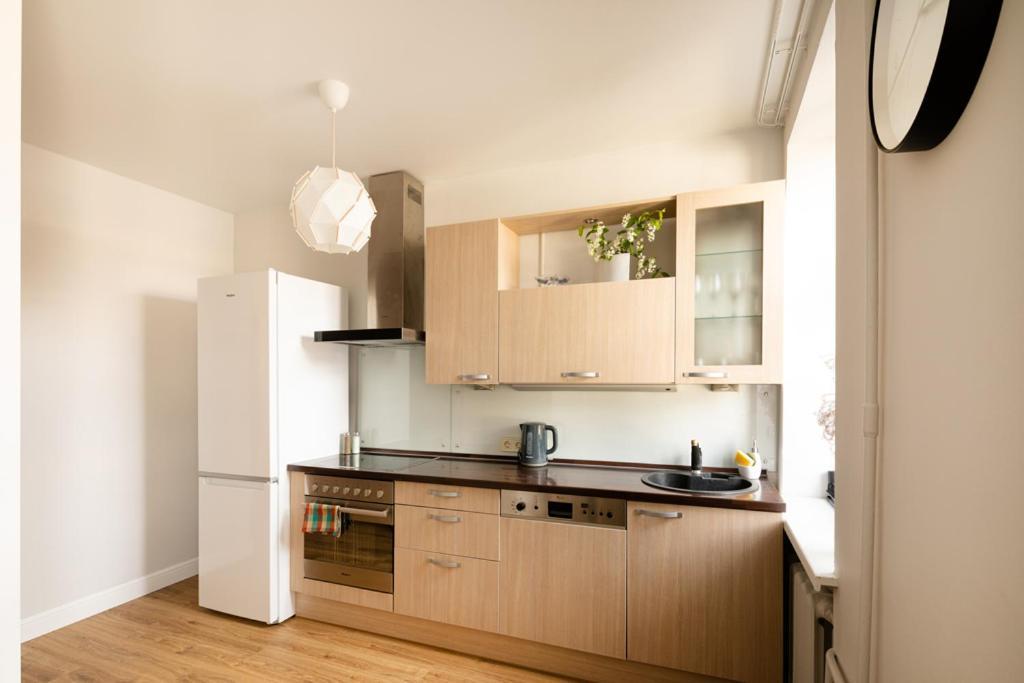Cozy 2 Bedroom Apartment In Riga Centre Exterior photo